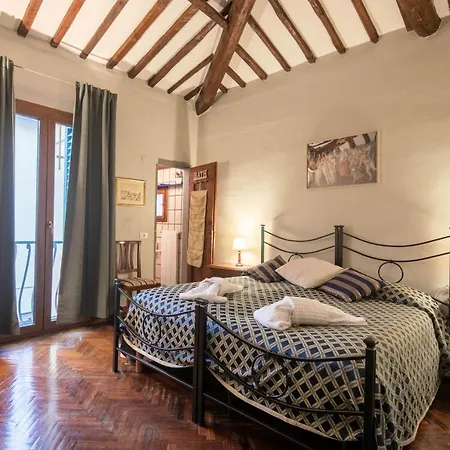Borgo La Croce Firenze